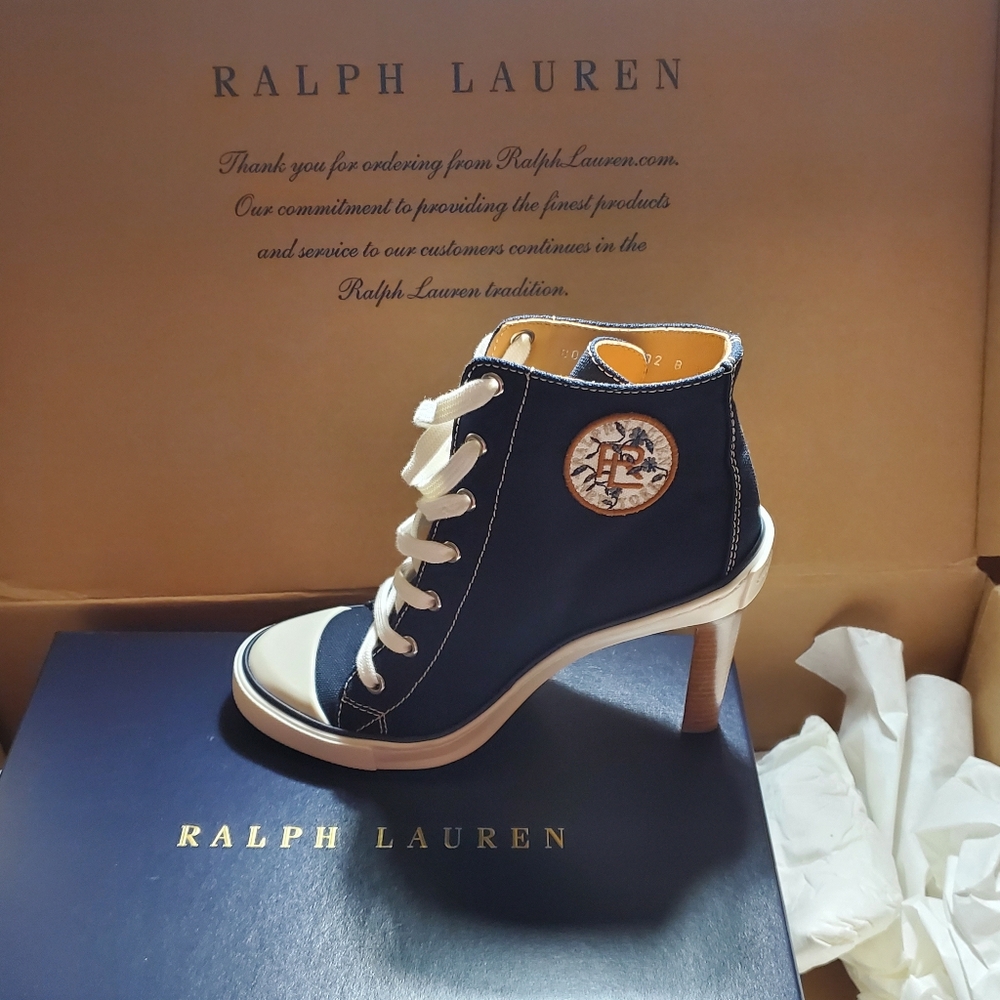 Brand new Ralph Lauren Raelynn Boots - Picture 6 of 9